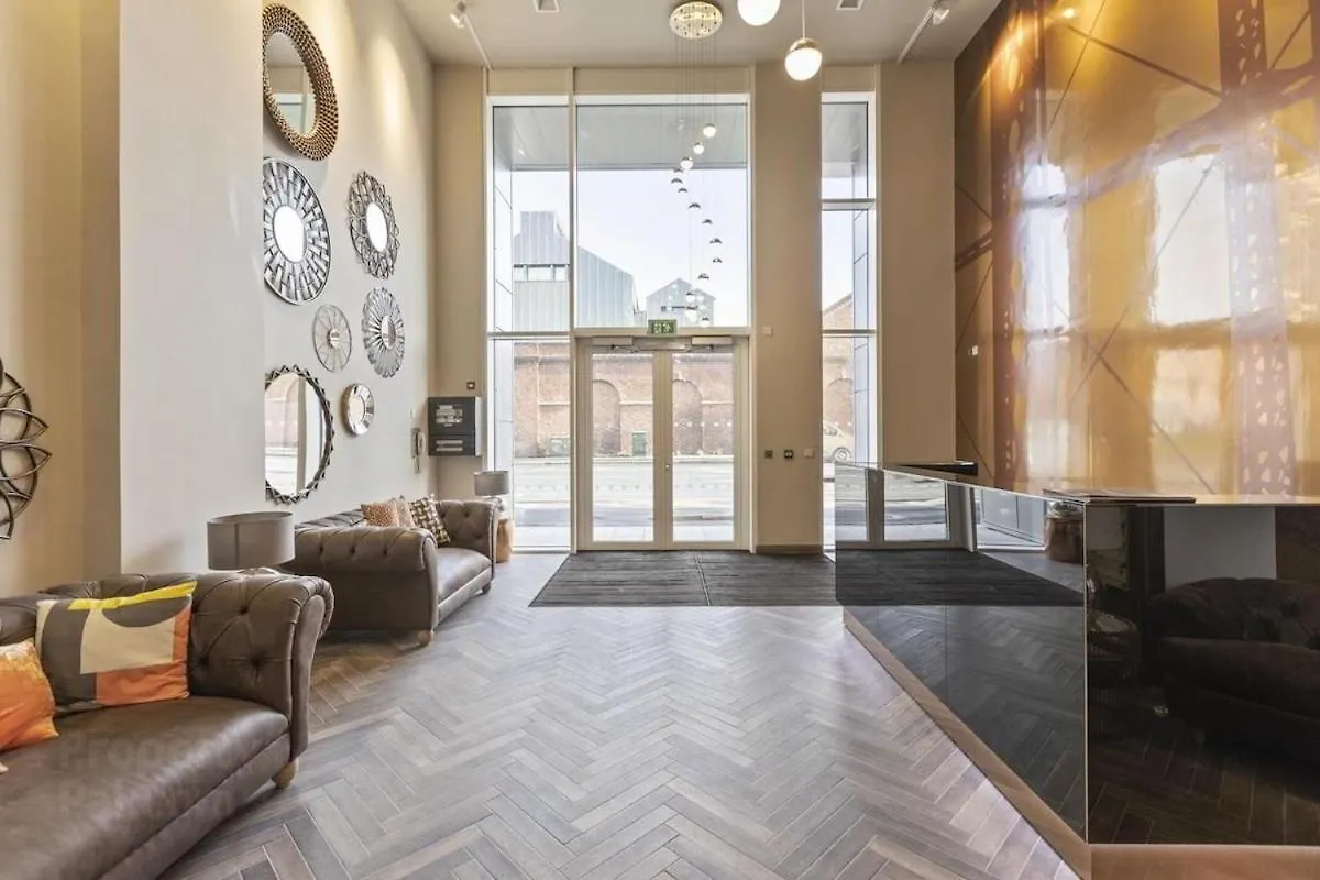 아파트 Belfast City Centre, Sleeps 6 I Long Stay 영국